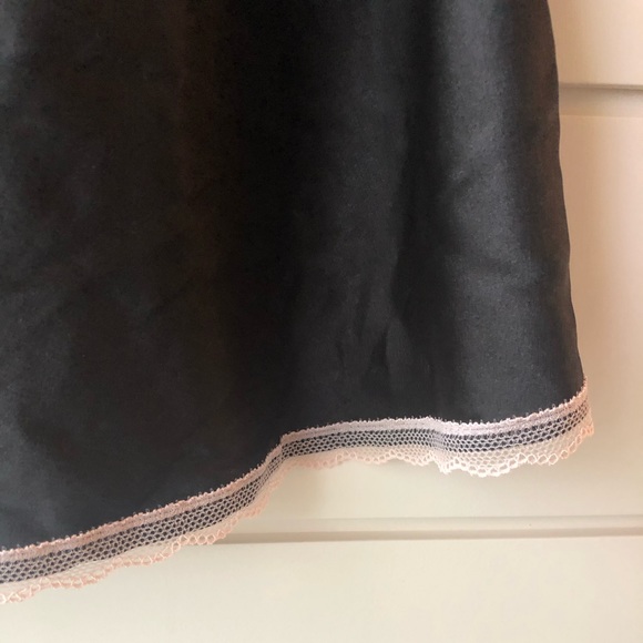 Victoria Secret satin camisole - Picture 3 of 5